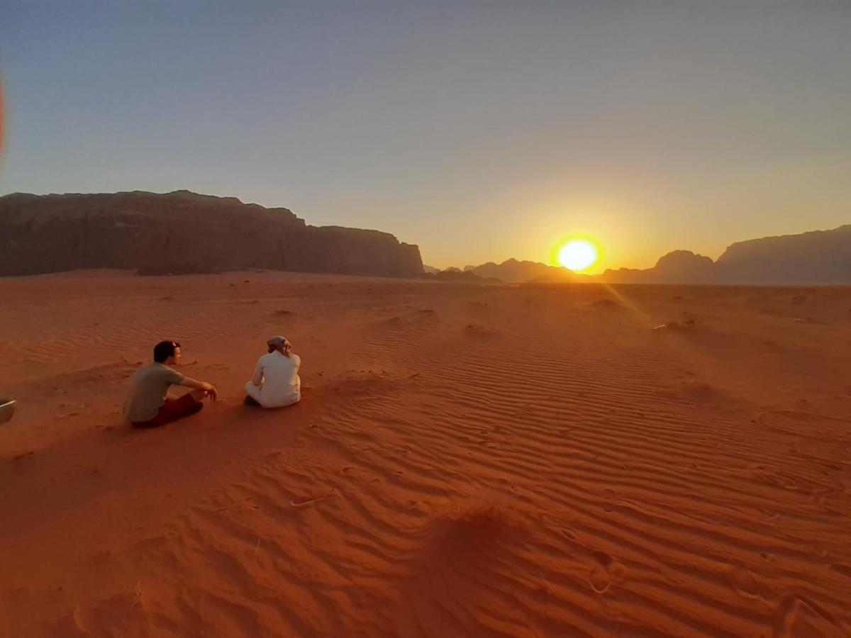 Moon City Camp Acomodação com café da manhã Wadi Rum Exterior foto