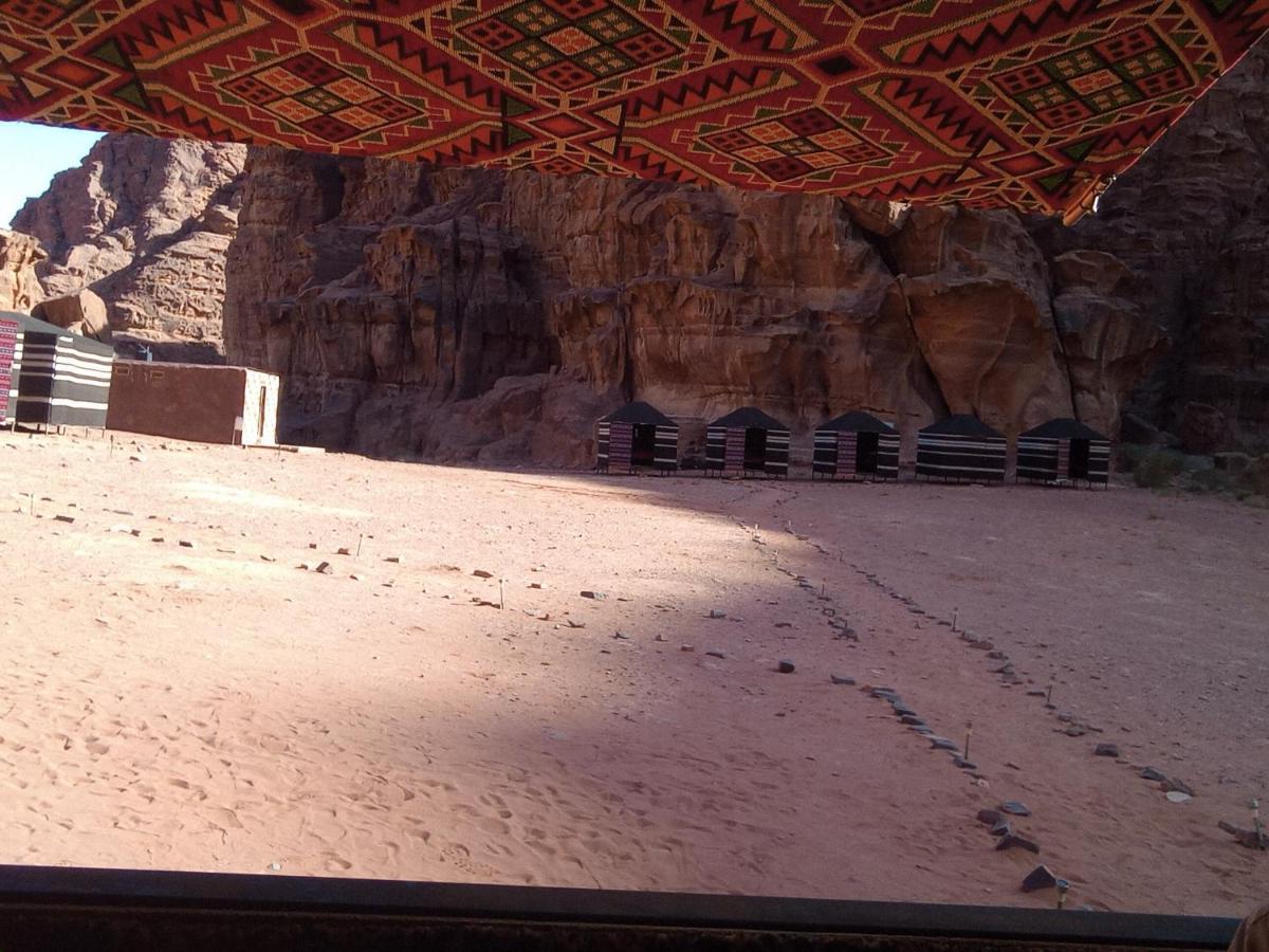 Moon City Camp Acomodação com café da manhã Wadi Rum Exterior foto