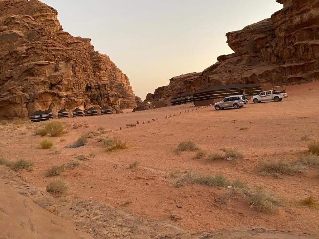 Moon City Camp Acomodação com café da manhã Wadi Rum Exterior foto