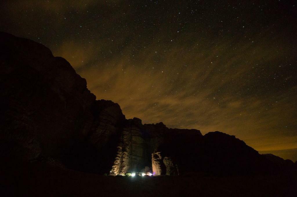 Moon City Camp Acomodação com café da manhã Wadi Rum Exterior foto